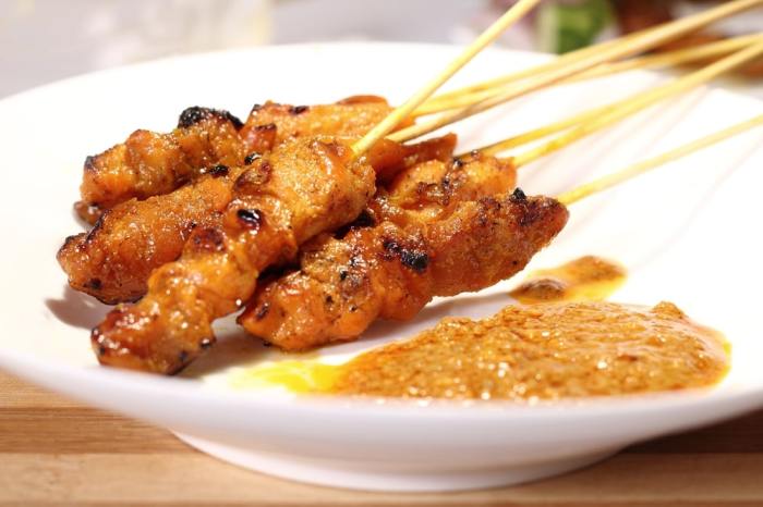 Chicken with satay sauce recipe