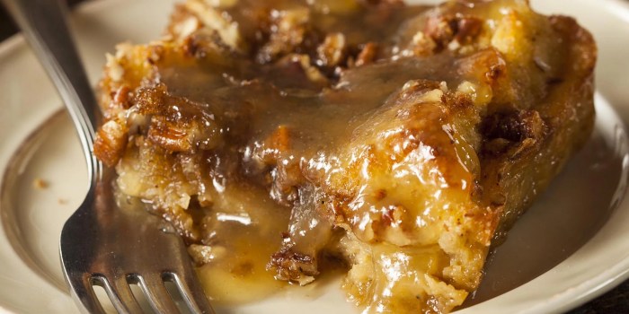 Bread pudding recipe with whiskey sauce